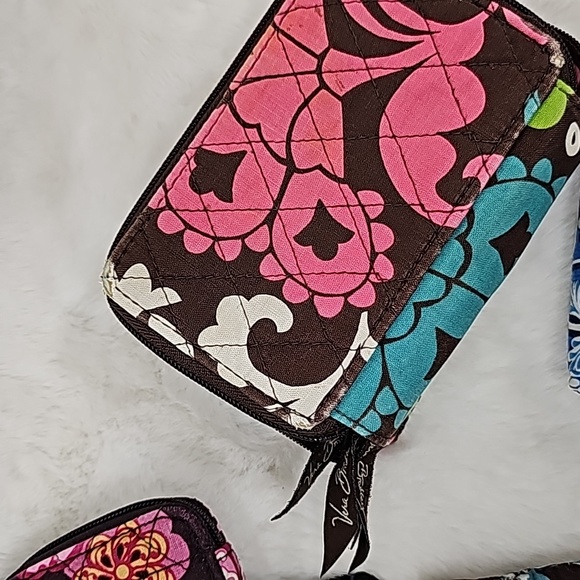 Vera Bradley Bundle of 4 Wallets , Card Holders - Picture 9 of 11